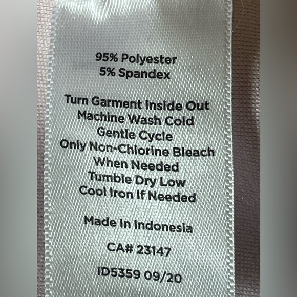 Talbots blouse - Picture 3 of 4